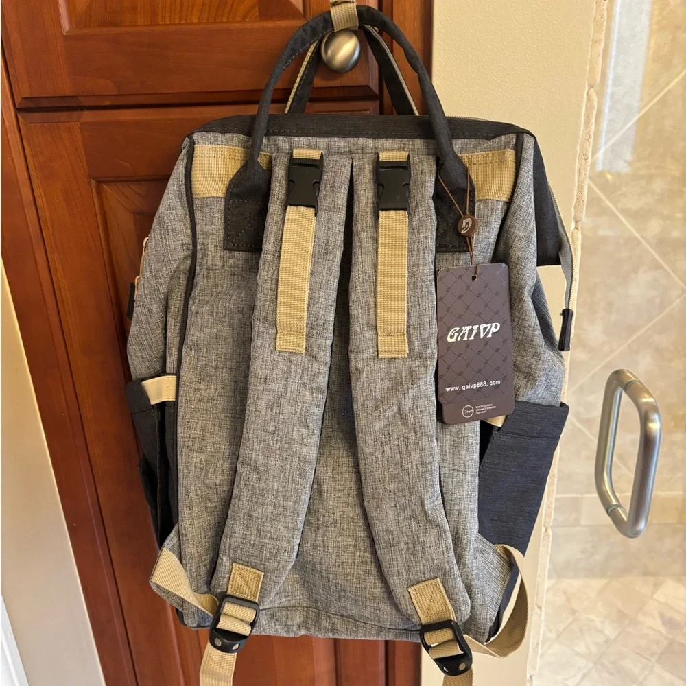 NWT Diaper Bag / Backpack